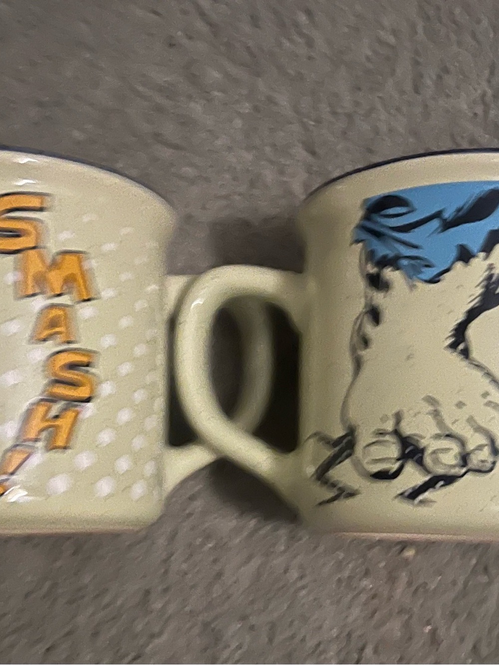 NWT Zak! Incredible Hulk Smash Ceramic Mug Set